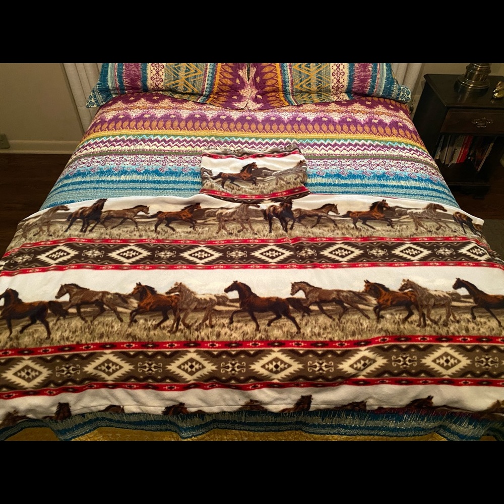 Western Themed Poncho🐎